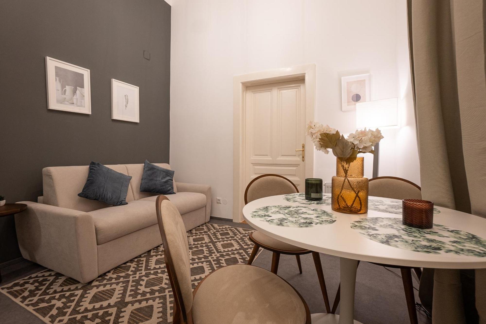 2-room In A 1st District Of Appartement Vienne